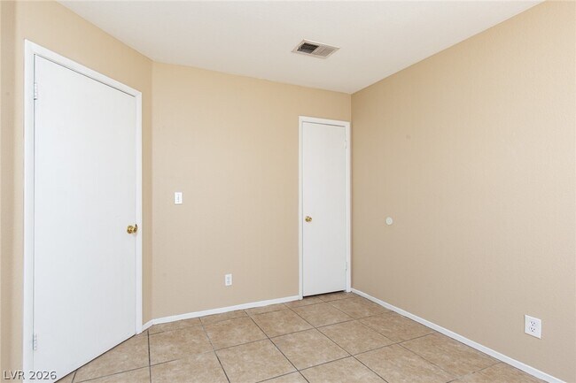 Building Photo - 8348 Granite Peak Ct
