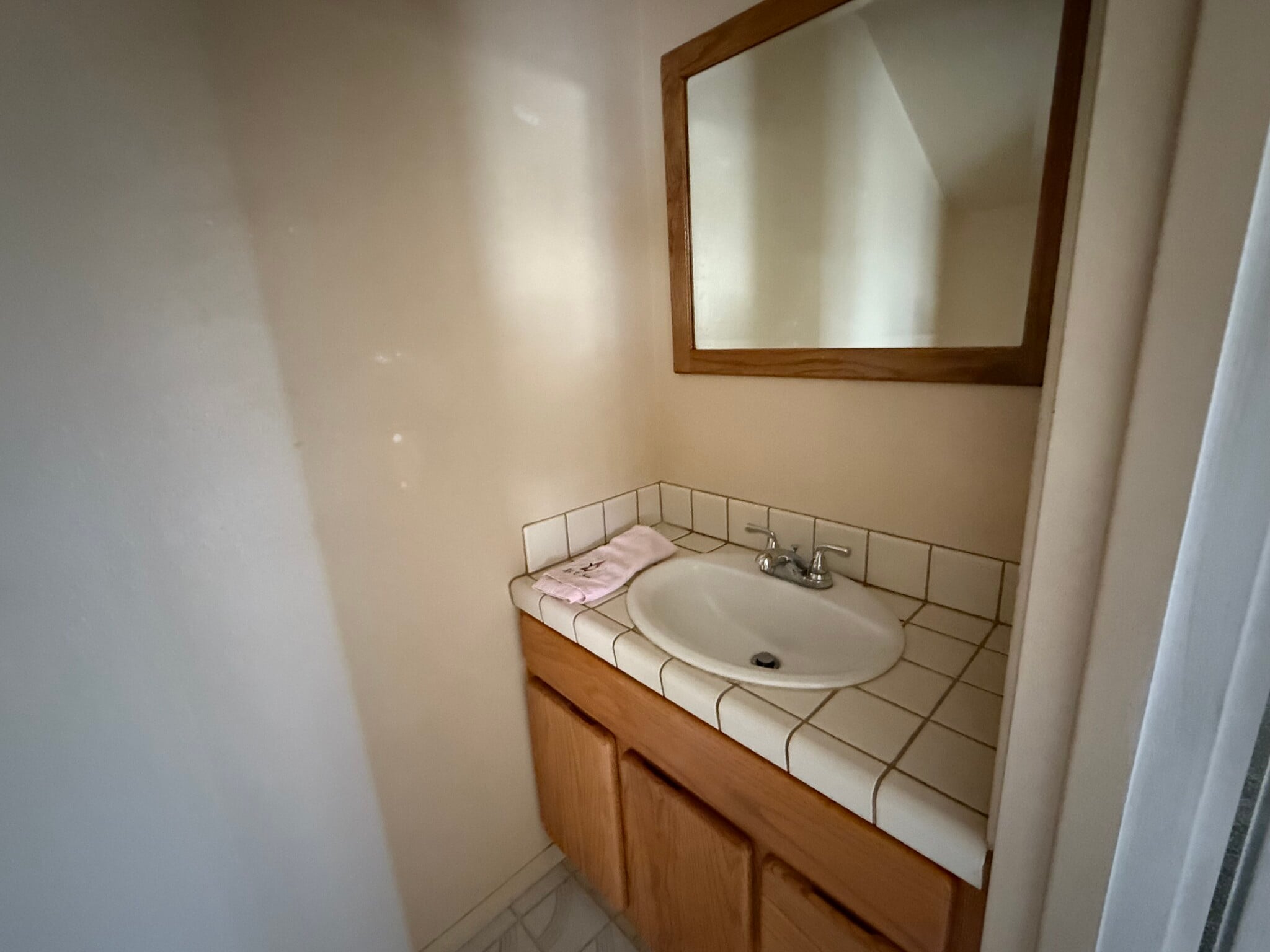 Building Photo - 280 S Craig Ave