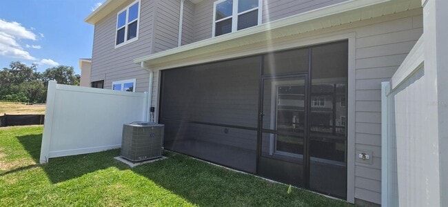 Building Photo - 3577 SE 37 Ct