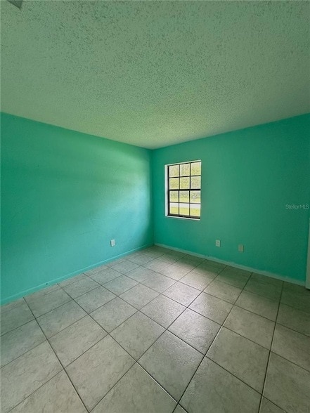 Building Photo - 68 Point Pleasant Dr