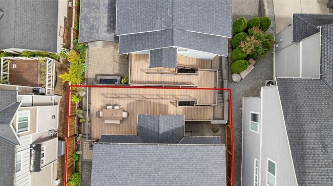 Building Photo - Valley St Duplex