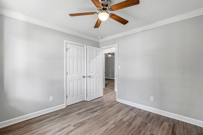 Building Photo - Great Location off of South Holden Road. 3 Bedroom 2 Bathroom Home.