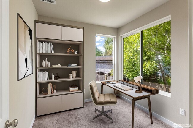 Building Photo - Newer Modern Townhome, Attached 2 car garage, Bedroom and bath on ground level
