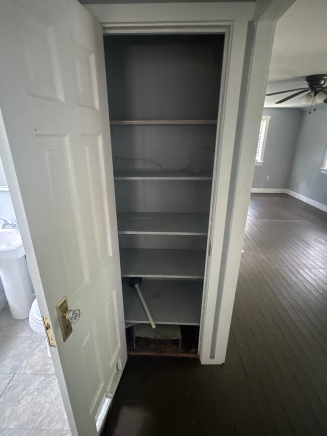 Building Photo - 751 S Miller Ct