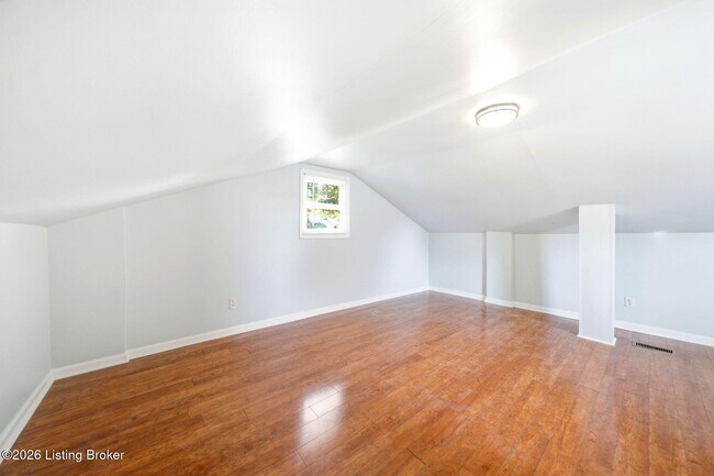 Building Photo - 1049 Dixon Ave