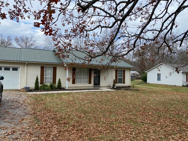 Building Photo - 1188 Glenwood Dr