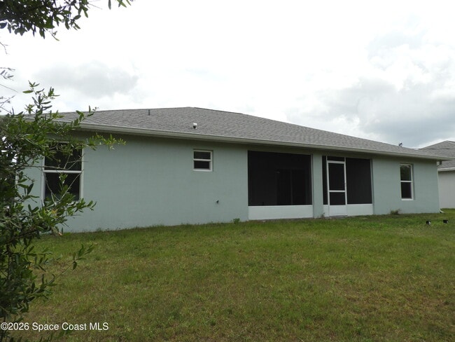 Building Photo - 1530 Paley Cir SE