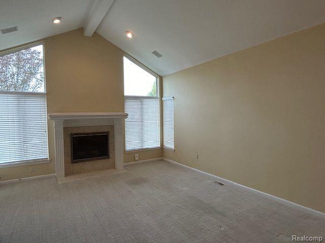 Building Photo - 49777 Hidden Valley Dr