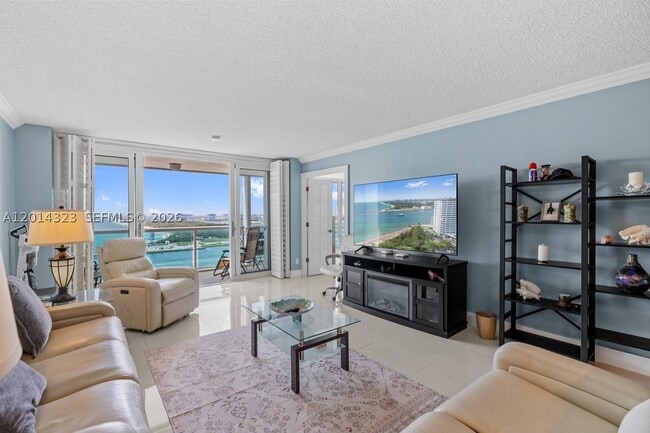 Building Photo - 2100 S Ocean Dr
