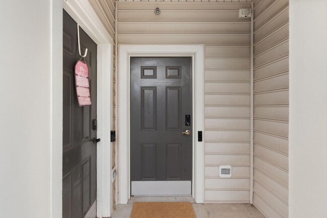 Building Photo - 9502 Lee Ct