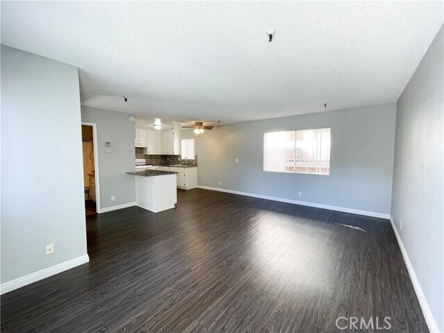 Building Photo - 13535 Yukon Ave