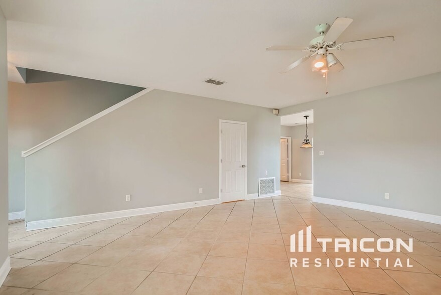 Building Photo - 1013 Bj Brandy Cove