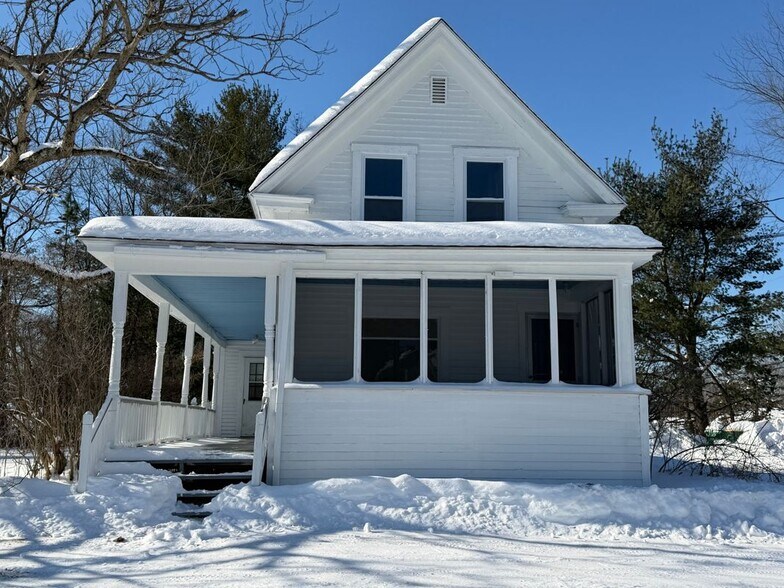 Building Photo - 66 Chestnut Hill Rd