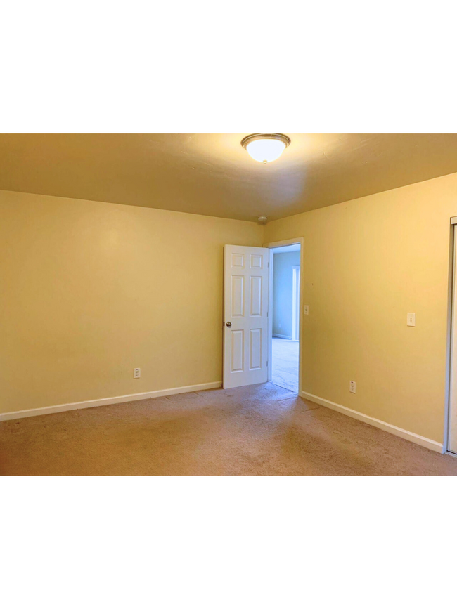 Building Photo - 20600 Front St