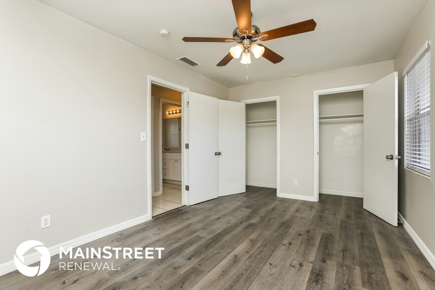 Building Photo - 4424 Edgebrook Dr