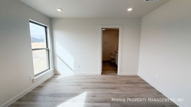 Building Photo - 7213 7th St