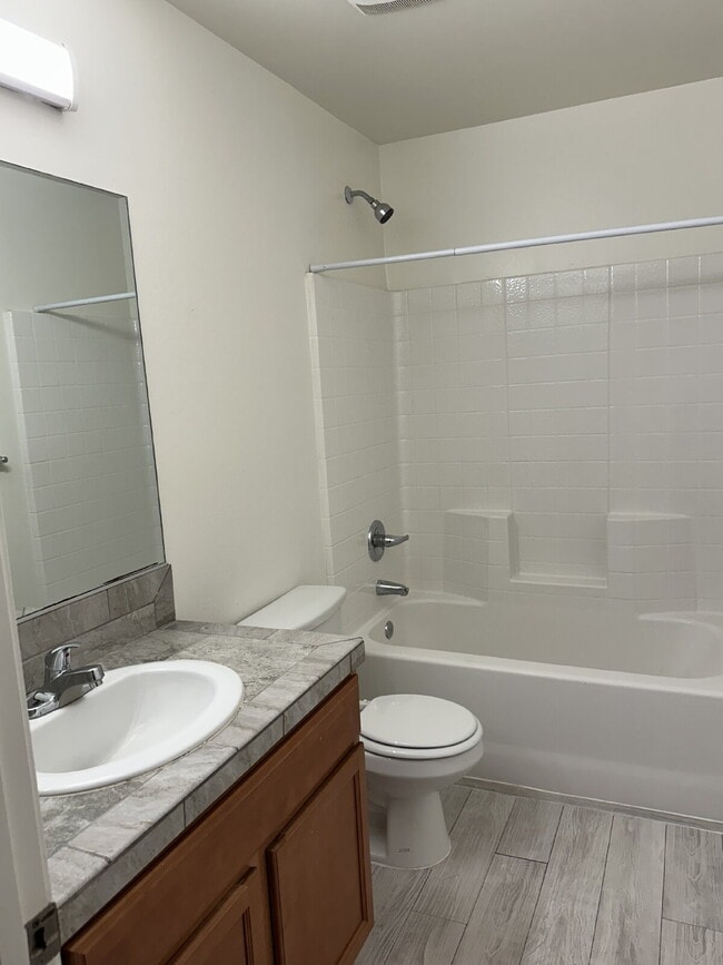 Building Photo - A Perfect Blend of Space & Convenience in This 3-Bedroom Charmer