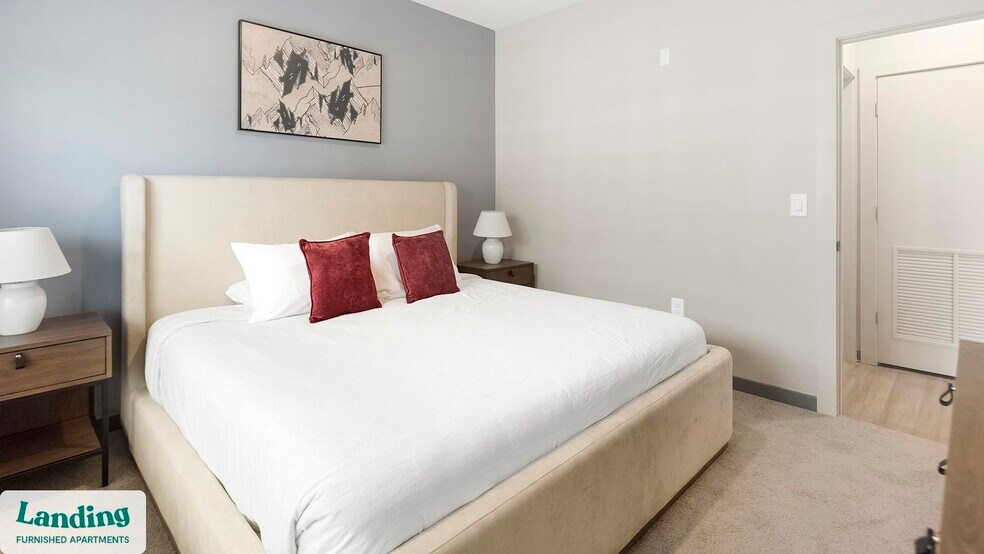 Primary Photo - 645 N Front St