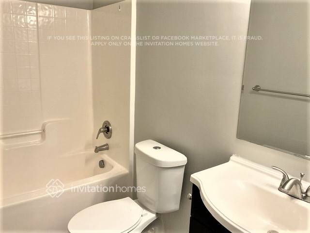 Building Photo - 3643 Aberdeen Way