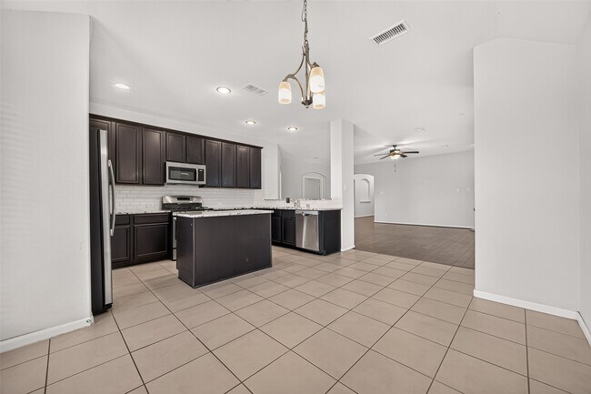 Building Photo - 26602 Yukon Straight Dr