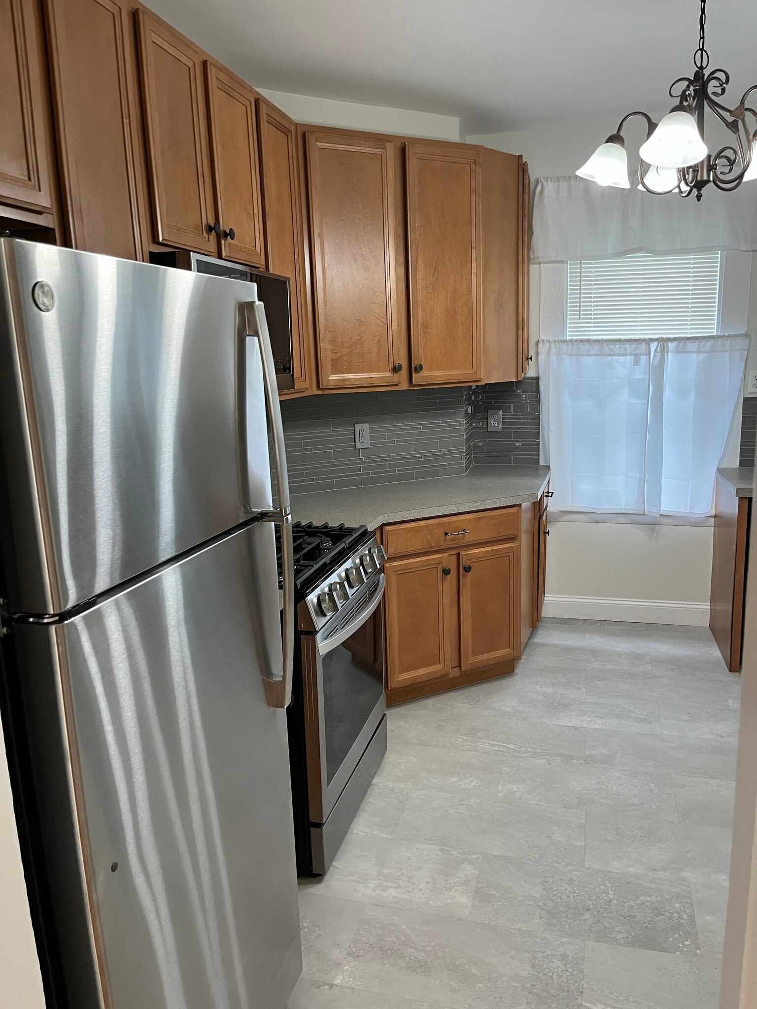 Building Photo - 69 Calumet St