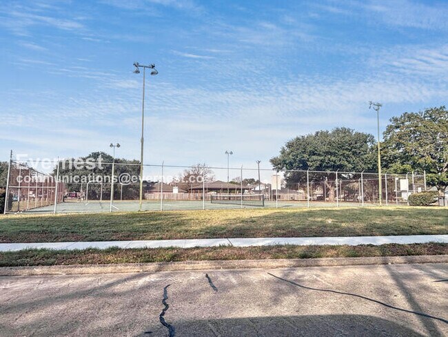 Building Photo - 13507 Tara Oak Dr