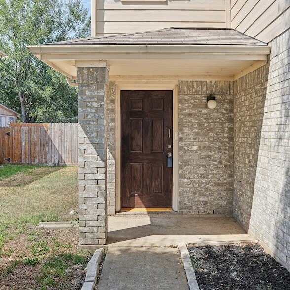 Building Photo - 3907 Starbridge Pointe Ln