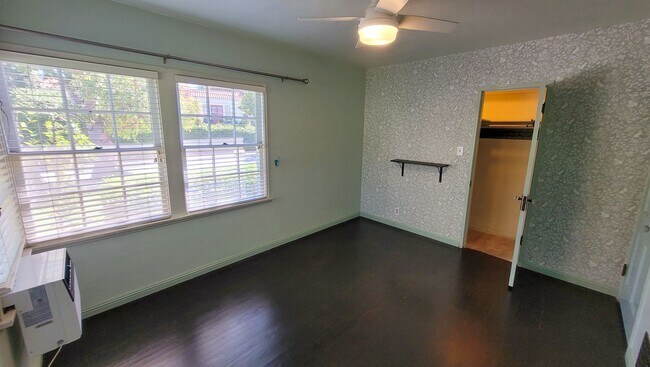 Building Photo - Gorgeous 3 Bed 2 Bath House In Whittier Co...