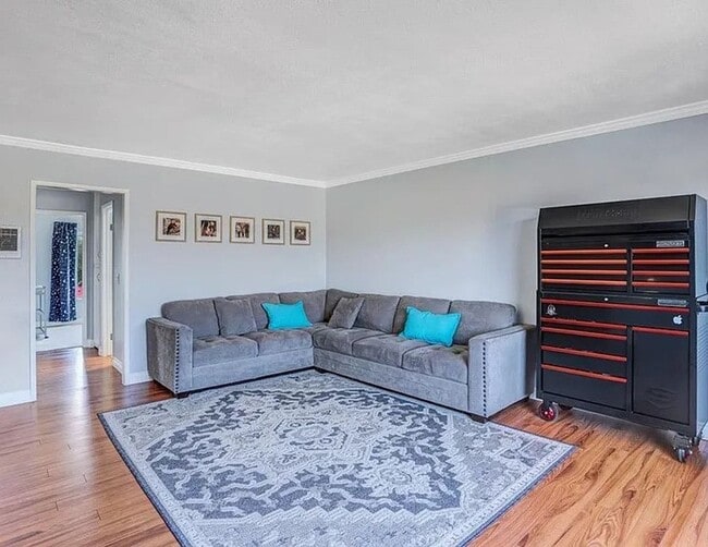 Building Photo - 2-Bed, 1.5-Bath Condo in Convenient El Cajon Location