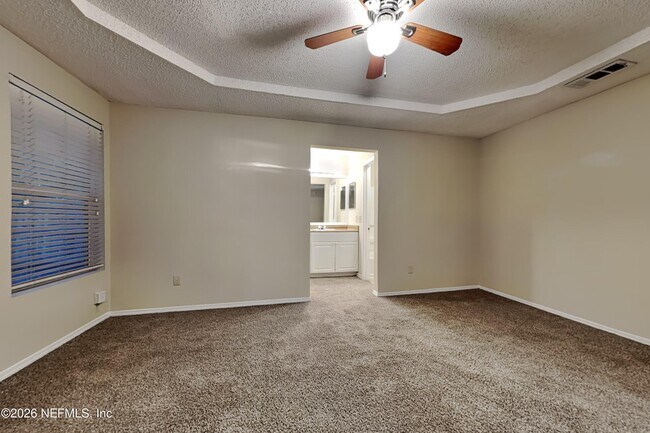 Building Photo - 11332 Island Shore Dr W
