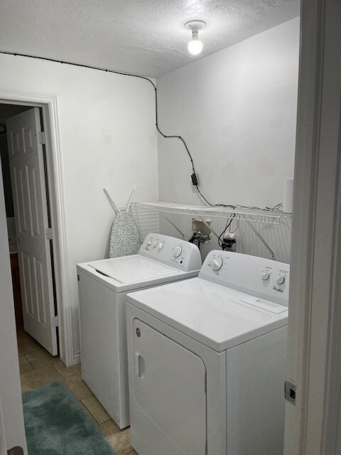 Laundry Room - 347 N Appleview Dr