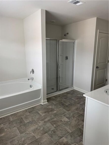 Building Photo - 471 Stoneybrook Dr