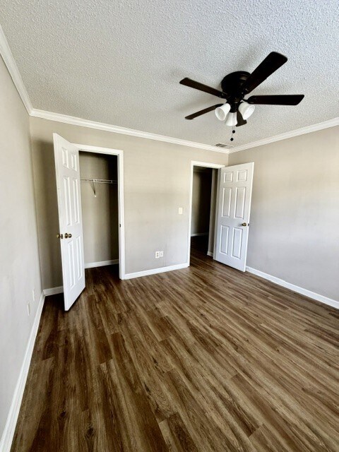 Building Photo - 490 Amelia Grove Ln