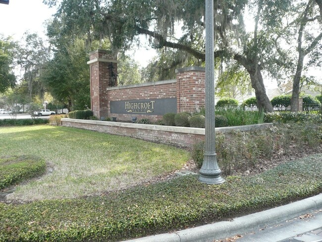 Building Photo - 808 Challis Point