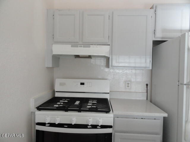 Building Photo - 619 White Cliffs Dr