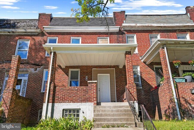 Building Photo - 112 N Hilton St