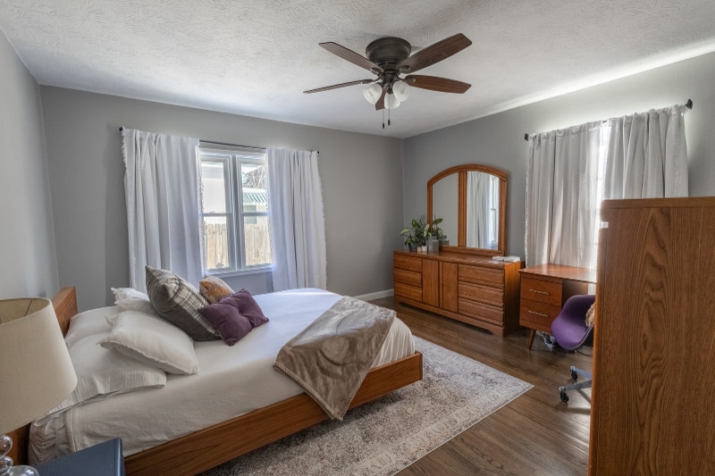 Building Photo - 1621 W 22nd St