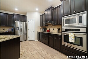 Building Photo - 5539 Cross Pond