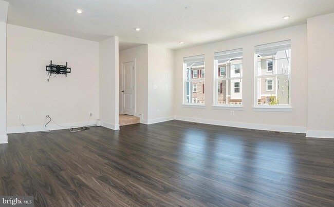 Building Photo - 8380 Amber Beacon Cir
