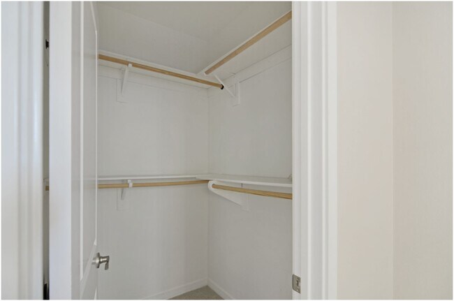 Building Photo - Townhome in Trabuco Canyon!