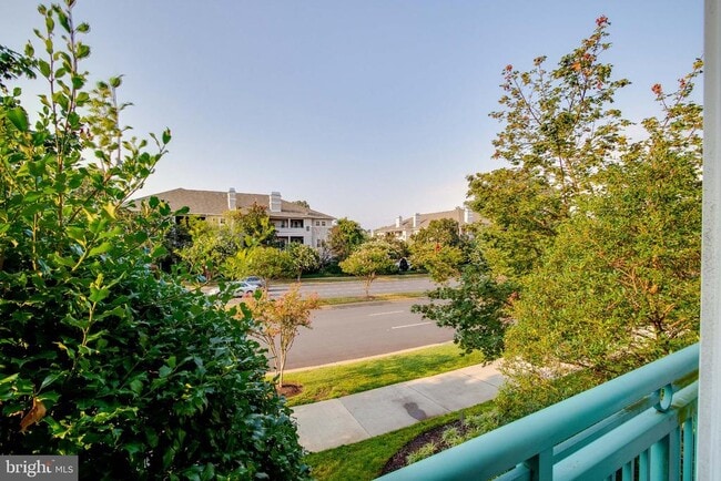 Building Photo - 12000 Market St