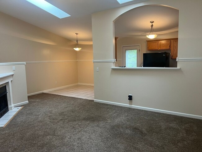 Building Photo - 1537 Stonefield Dr