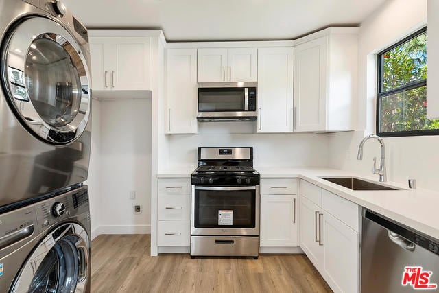 Washer/Dryer - 10992 Exposition Blvd