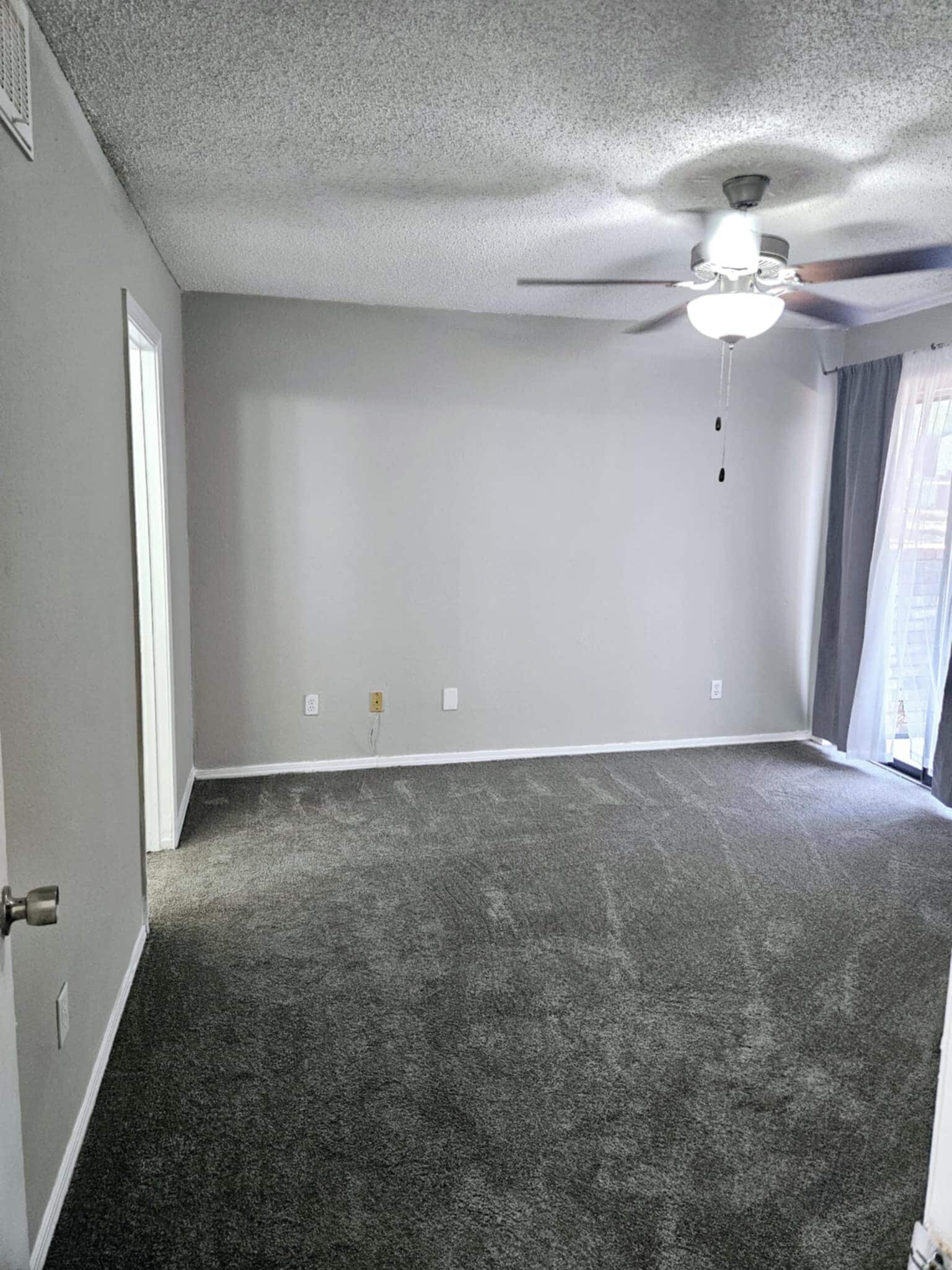 Building Photo - 3406 Country Club Dr W