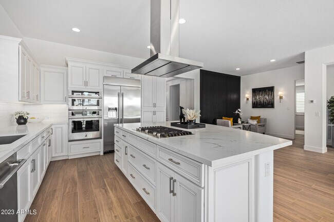 Building Photo - 37100 N Gantzel Rd