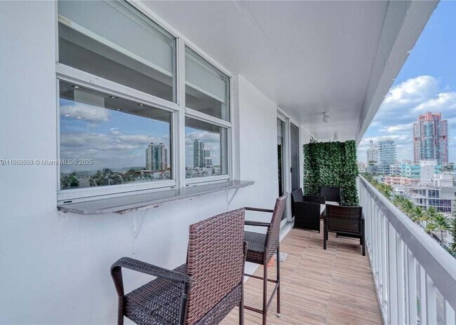 Building Photo - 401 Ocean Dr