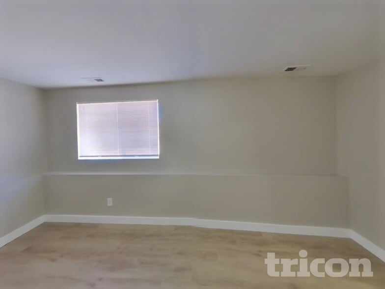 Building Photo - 5925 Beltway Loop SE