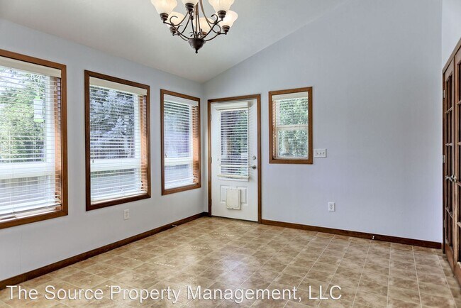 Building Photo - 3 br, 2 bath House - 1631 Barnwood Dr