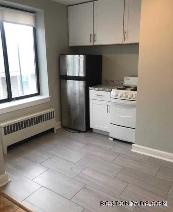 Building Photo - 346 Union St