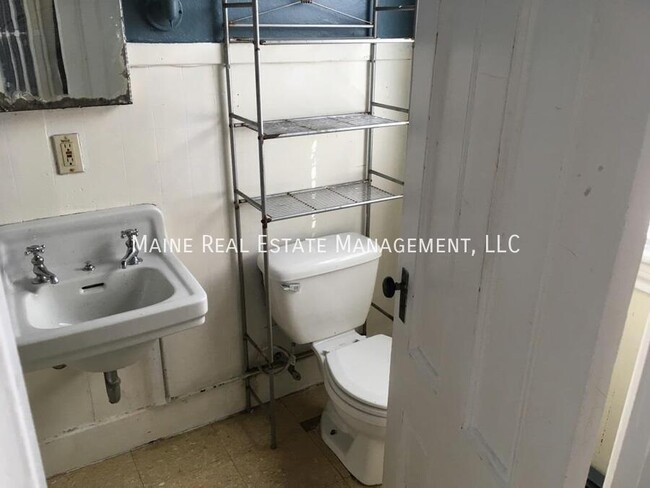 Building Photo - 36 Third St Apt.-2